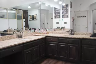 286 W Ridge St, Decatur, TX 76234 - Photo 27