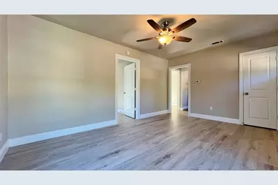 4133 Alamo Avenue, Fort Worth, TX 76107 - Photo 3
