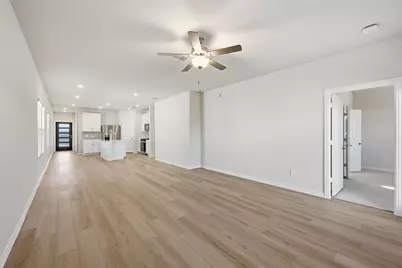 506 Clover Creek Drive, McKinney, TX 75071 - Photo 9