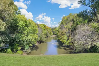 5905 Riverbend Place, Fort Worth, TX 76112 - Photo 35