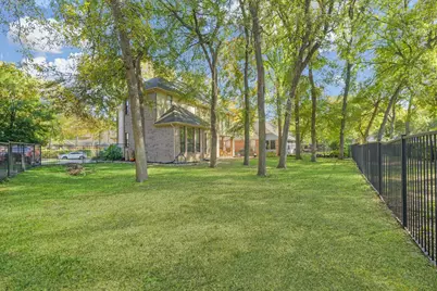 5905 Riverbend Place, Fort Worth, TX 76112 - Photo 33