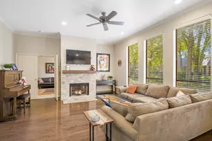 5905 Riverbend Pl, Fort Worth, TX 76112 - Photo 5