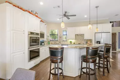 5905 Riverbend Place, Fort Worth, TX 76112 - Photo 17