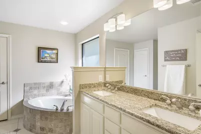 5905 Riverbend Place, Fort Worth, TX 76112 - Photo 23