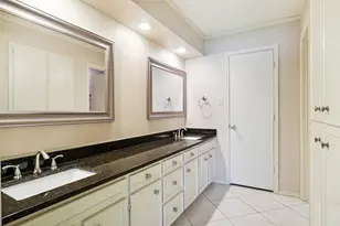 4857 Ledgestone Ct, Fort Worth, TX 76132 - Photo 9