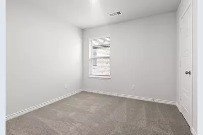 1607 Romans Road, Ennis, TX 75119 - Photo 11