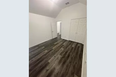 424 Shady Shore Lane, Crowley, TX 76036 - Photo 5