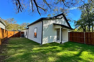 1509 Locust St, Commerce, TX 75428 - Photo 33