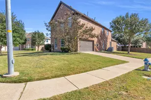 4306 Mitchell Ln, Rowlett, TX 75088 - Photo 5