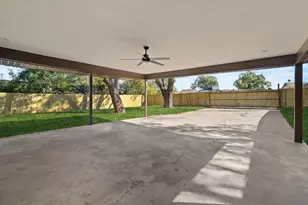 1614 E Red Bird Ln, Dallas, TX 75241 - Photo 33