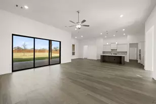 141 Hollingsworth Ln, Oak Leaf, TX 75154 - Photo 11