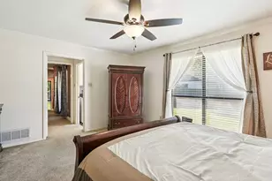 8631 Charing Cross Ln, Dallas, TX 75238 - Photo 19