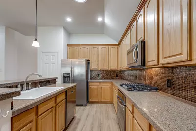 8112 Riverwalk Trail, McKinney, TX 75070 - Photo 9