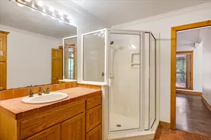 2040 Valleywood Dr, Holly Lake Ranch, TX 75765 - Photo 15