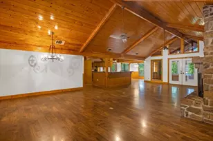 2040 Valleywood Dr, Holly Lake Ranch, TX 75765 - Photo 5