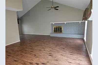 1807 Chittam Drive, Euless, TX 76039 - Photo 5