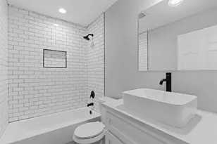 612 W Coffin St, Denison, TX 75020 - Photo 21