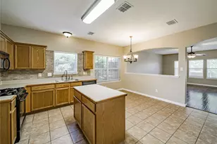 4016 Summerhill Ln, Fort Worth, TX 76244 - Photo 5