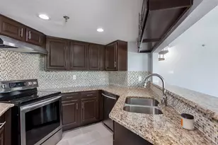 1010 Allen St, Dallas, TX 75204 - Photo 9