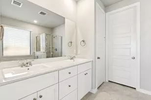 1801 Jade Frst Ln, Mesquite, TX 75181 - Photo 9