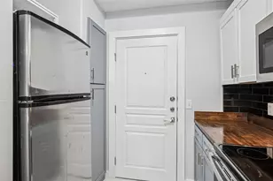 330 Las Colinas Blvd E, Irving, TX 75039 - Photo 11