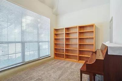 1021 Olivia Drive, Lewisville, TX 75067 - Photo 31