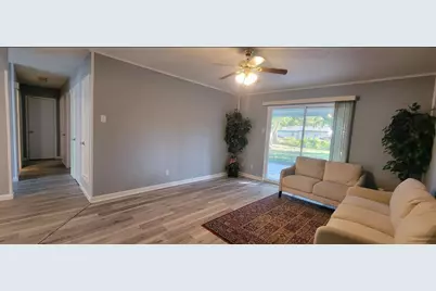 914 Shorehaven Drive, Garland, TX 75040 - Photo 9