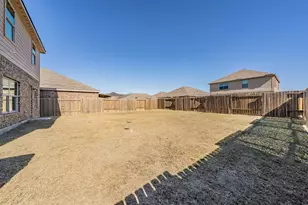 185 Aster Dr, Sanger, TX 76266 - Photo 37