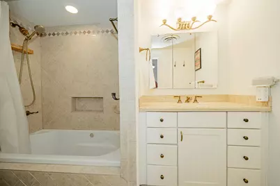 6211 W Northwest Highway #1602, Dallas, TX 75225 - Photo 9