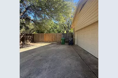 1201 Ravenwood Drive, Arlington, TX 76013 - Photo 29