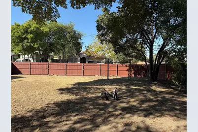 1535 Clearbrook Street, Lancaster, TX 75134 - Photo 13