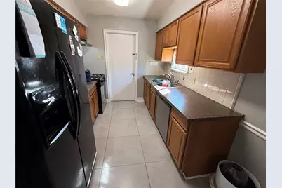 1535 Clearbrook Street, Lancaster, TX 75134 - Photo 5