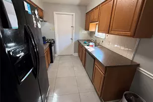 1535 Clearbrook St, Lancaster, TX 75134 - Photo 5