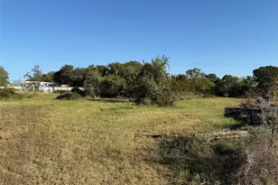 1633 Kay Ln, Reno, TX 76020 - Photo 15