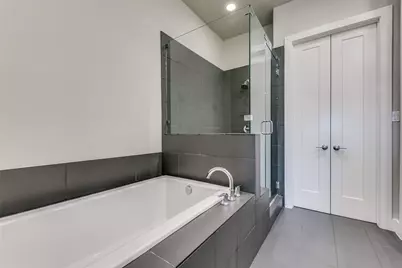 3816 Roseland Avenue #C200, Dallas, TX 75204 - Photo 21