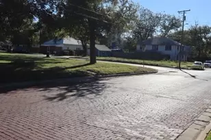 544 N Clinton St, Stephenville, TX 76401 - Photo 3