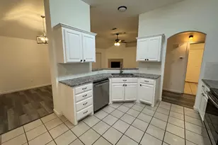 6611 Rockdale Rd, Fort Worth, TX 76134 - Photo 11