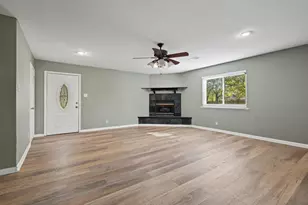 1704 W Birge St, Sherman, TX 75092 - Photo 9