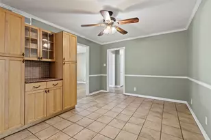 1704 W Birge St, Sherman, TX 75092 - Photo 5