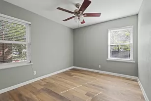 1704 W Birge St, Sherman, TX 75092 - Photo 15