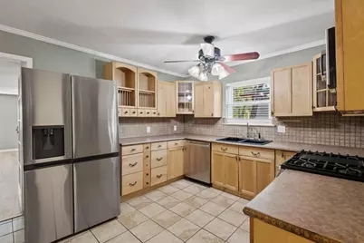 1704 W Birge Street, Sherman, TX 75092 - Photo 7