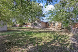 1704 W Birge St, Sherman, TX 75092 - Photo 23