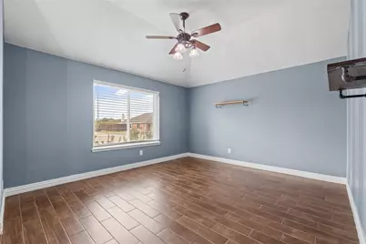 10401 Lake Park Drive, Fort Worth, TX 76053 - Photo 5