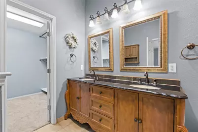 10401 Lake Park Drive, Fort Worth, TX 76053 - Photo 21