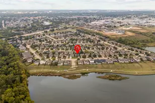 10401 Lake Park Dr, Fort Worth, TX 76053 - Photo 35