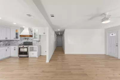 5928 Humbert Avenue, Fort Worth, TX 76107 - Photo 5