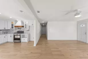 5928 Humbert Ave, Fort Worth, TX 76107 - Photo 5