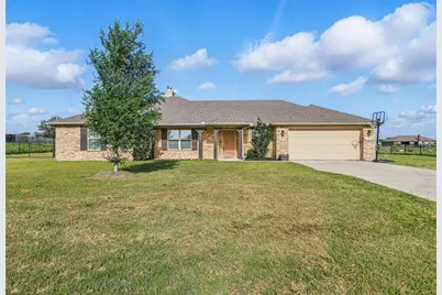 240 Springwood Ranch Loop, Springtown, TX 76082 - Photo 1