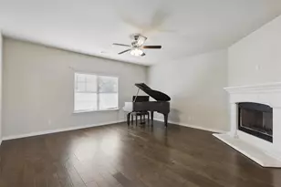 240 Springwood Ranch Loop, Springtown, TX 76082 - Photo 5