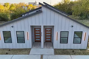 2113 Henry St, Greenville, TX 75401 - Photo 3